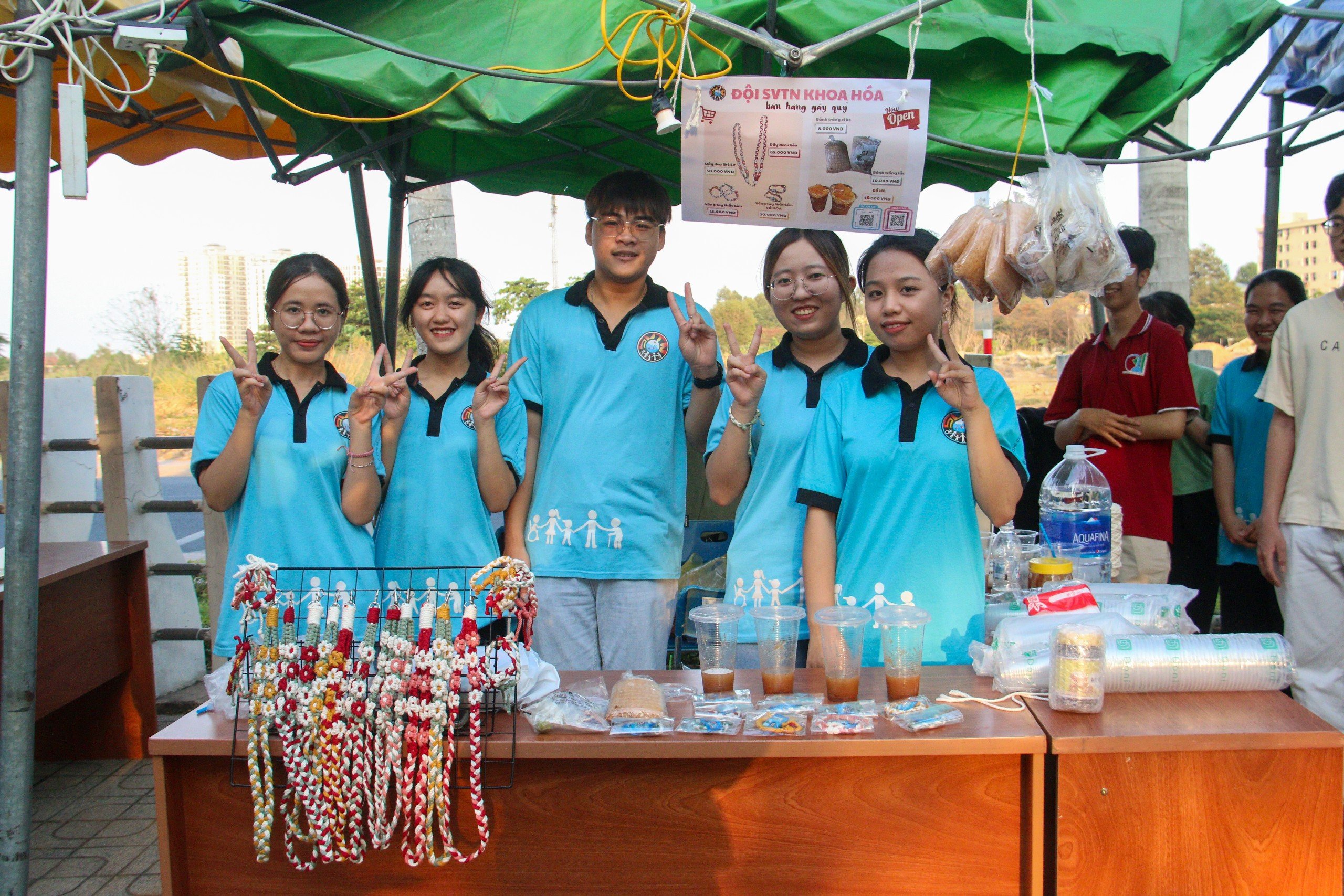 Tổng-kết-chương-trình-Lễ-hội-đường-phố-Chợ-phiên-sinh-viên-Ngày-hội-Sức-trẻ-Sinh-viên-TP.HCM-2024- 