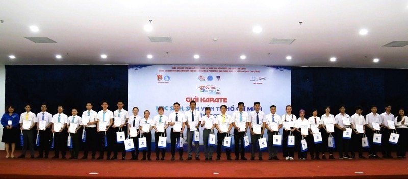 Giải-Karate-Học-sinh-Sinh-viên-TP.HCM-năm-2024-5 