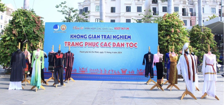 Ngày-hội-văn-hóa-các-dân-tộc-Việt-Nam-năm-2024-Việt-Nam-văn-hóa-Thống-nhất-trong-Đa-dạng-6 