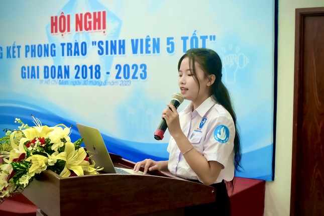 Chủ tịch Hội Sinh viên HCE xung kích trong phong trào Đoàn – Hội và lan tỏa giá trị sinh viên 5 tốt