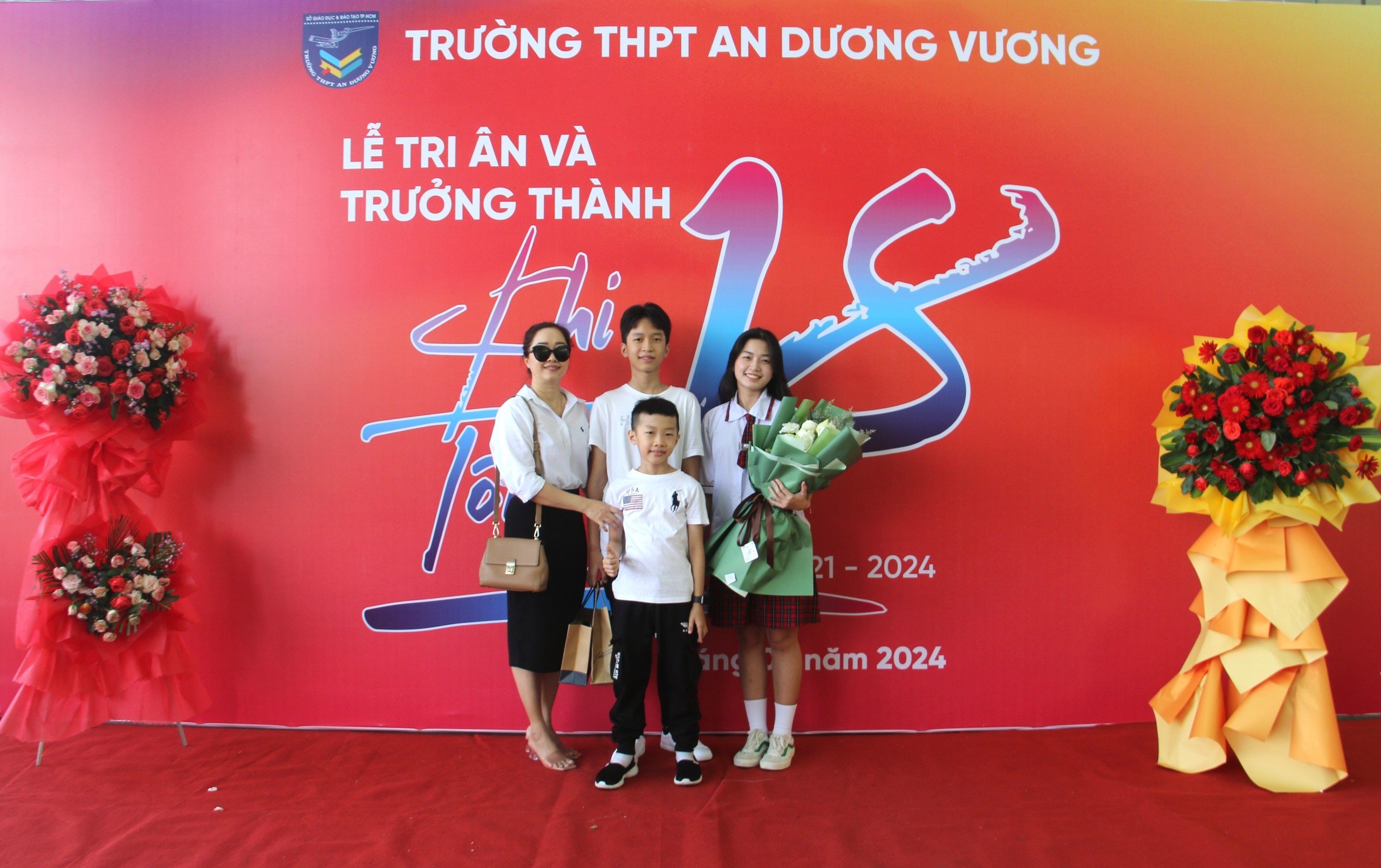 Lễ-tri-ân-và-Trưởng-thành-Khóa-12-Trường-THPT-An-Dương-Vương3 