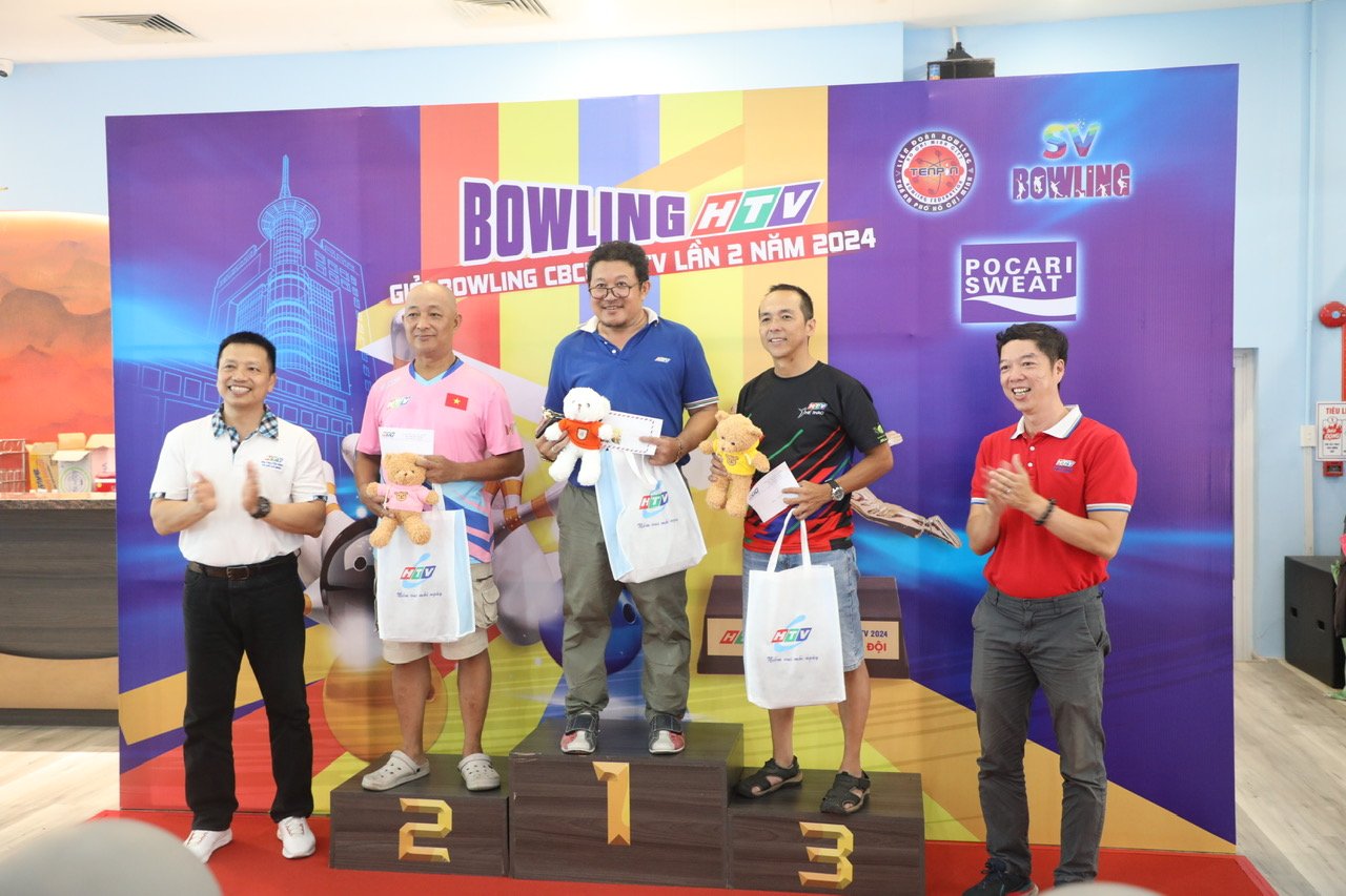 SV-BOWLING-CÙNG-THỂ-THAO-HIỆN-ĐẠI-VÀO-HỌC-ĐƯỜNG-2-1 