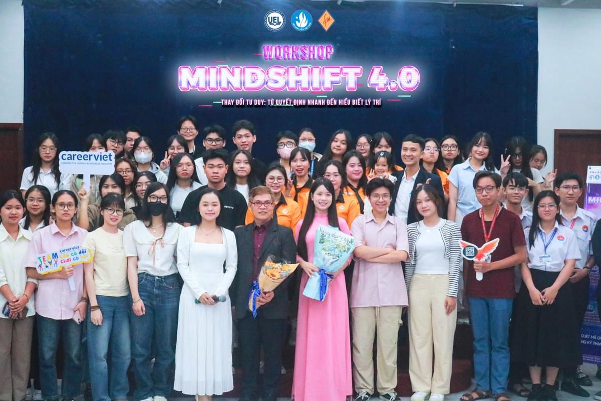 Workshop “Mindshift 4.0 – Thay đổi tư duy: Từ quyết định nhanh đến hiểu biết lý trí” tại Hội trường Nhà Văn hóa Sinh viên